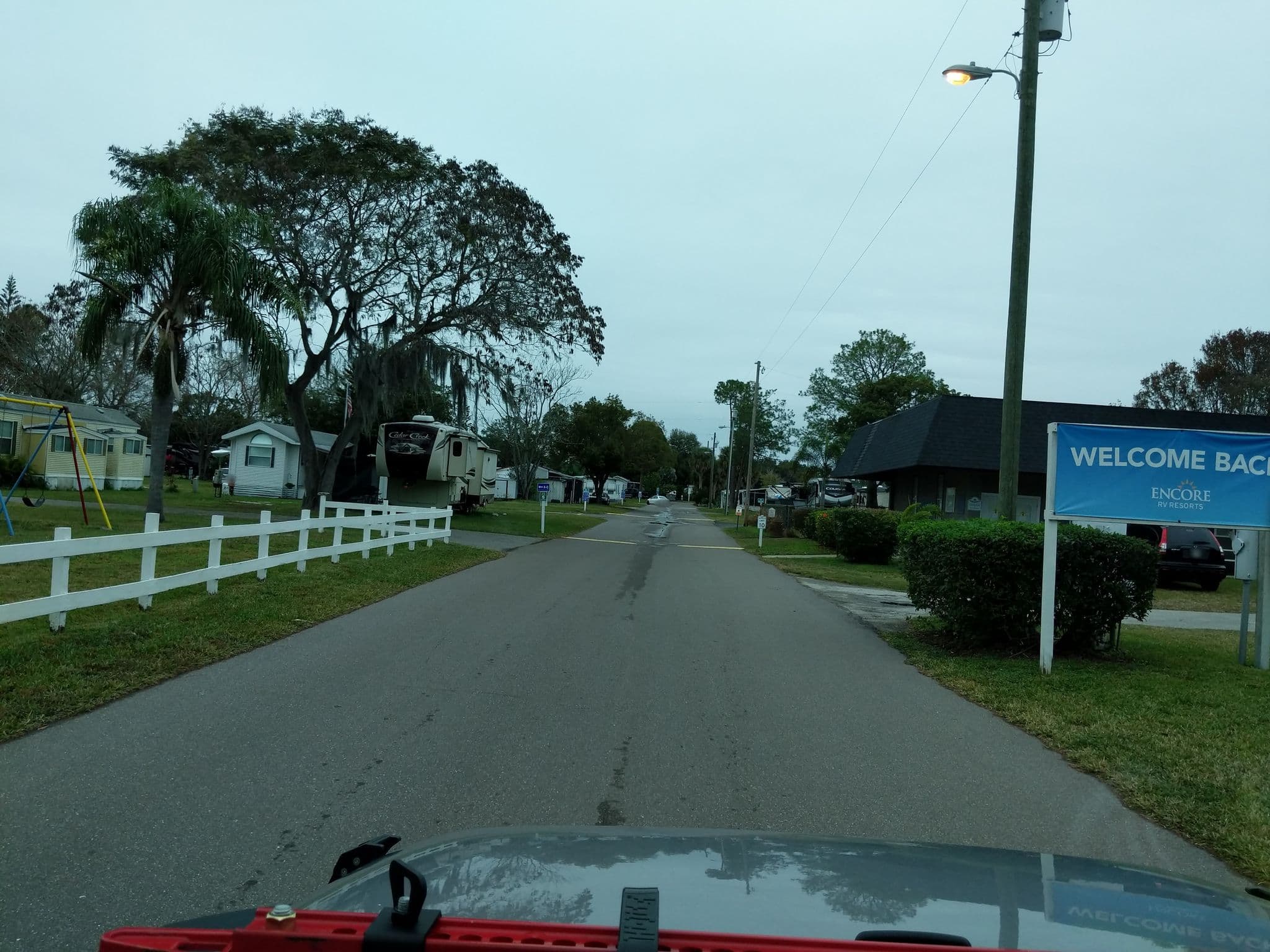 Street view near Winter Garden RV Resort, Winter Garden — © jasonwi (CC BY-SA · Mapillary)