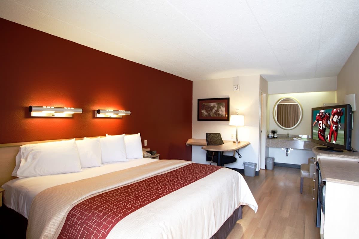 Red Roof Inn Huntington, Motel in Pea Ridge
