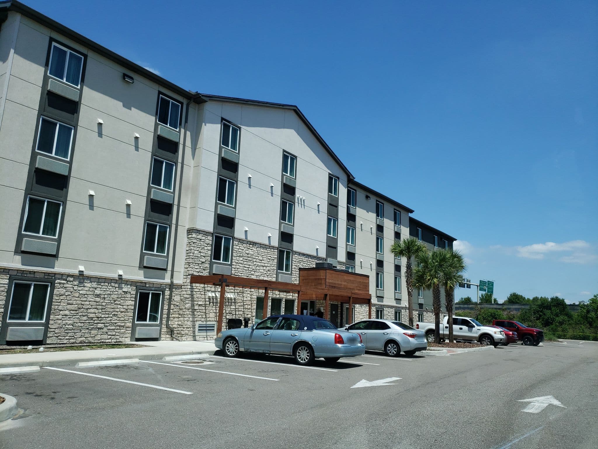 Street view near WoodSpring Suites, Progress Village — © jackdripper (CC BY-SA · Mapillary)