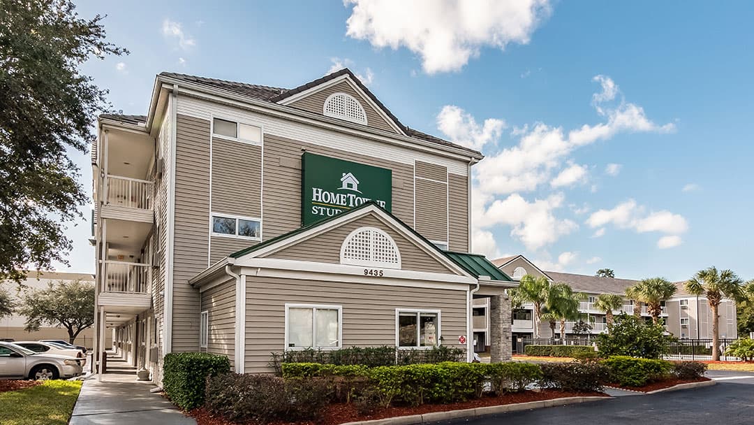 HomeTowne Studios Orlando South, Motel in Sky Lake