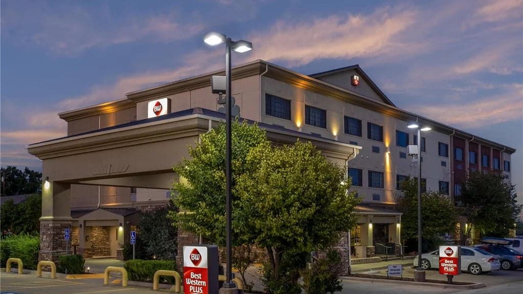 Best Western Plus, Hotel in Shamrock