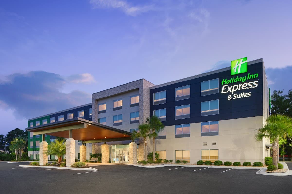 Holiday Inn Express & Suites Brunswick, Hotel in Dock Junction