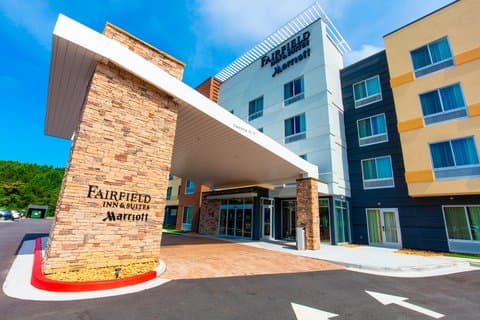 Fairfield Inn & Suites Atlanta Woodstock, Hotel in Woodstock