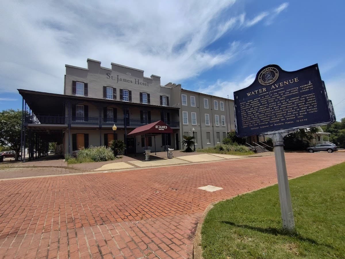 St. James Hotel Selma, Hotel in Selmont-West Selmont