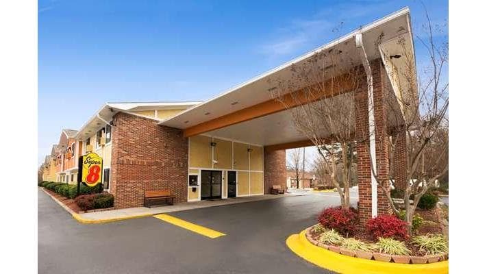 Super 8 Charlotte University, Motel in Charlotte