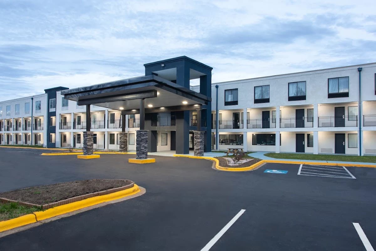 Clarion Pointe, Hotel in Charlotte