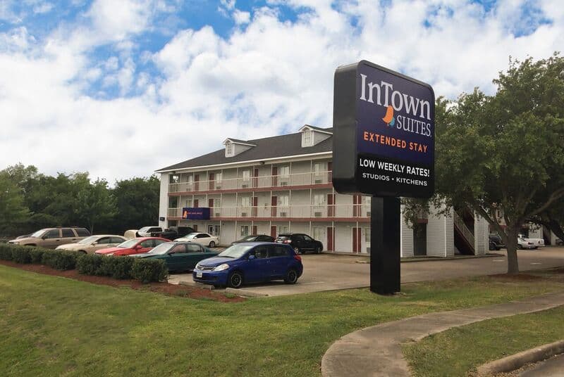 InTown Suites Extended Stay Houston TX - West Oaks, Hotel in Mission Bend
