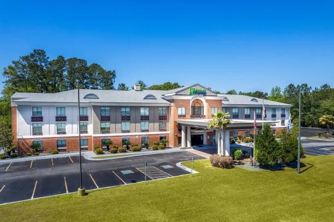 Holiday Inn Express & Suites Hinesville East - Fort Stewart, Hotel in Hinesville