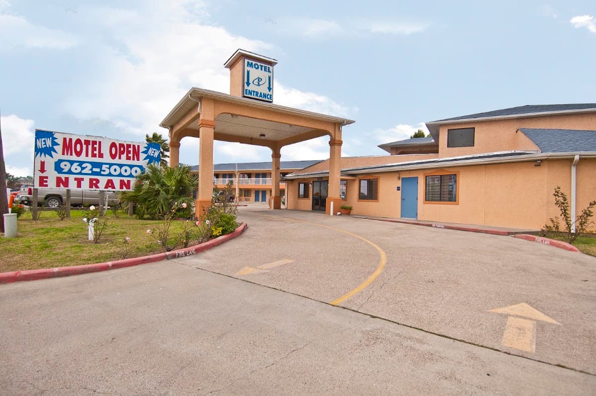 Executive Inn, Hotel in Groves