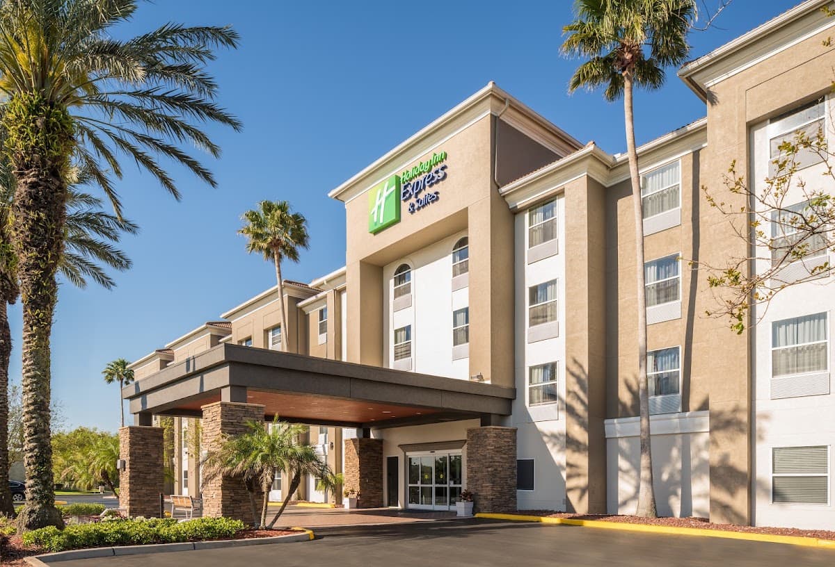 Holiday Inn Express & Suites Orlando International Airport, Hotel in Belle Isle