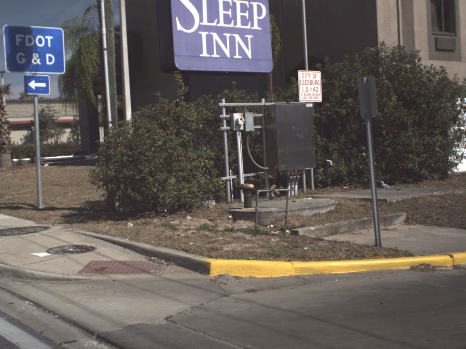 Street view near Sleep Inn, Fruitland Park — © fdot_vl (CC BY-SA · Mapillary)