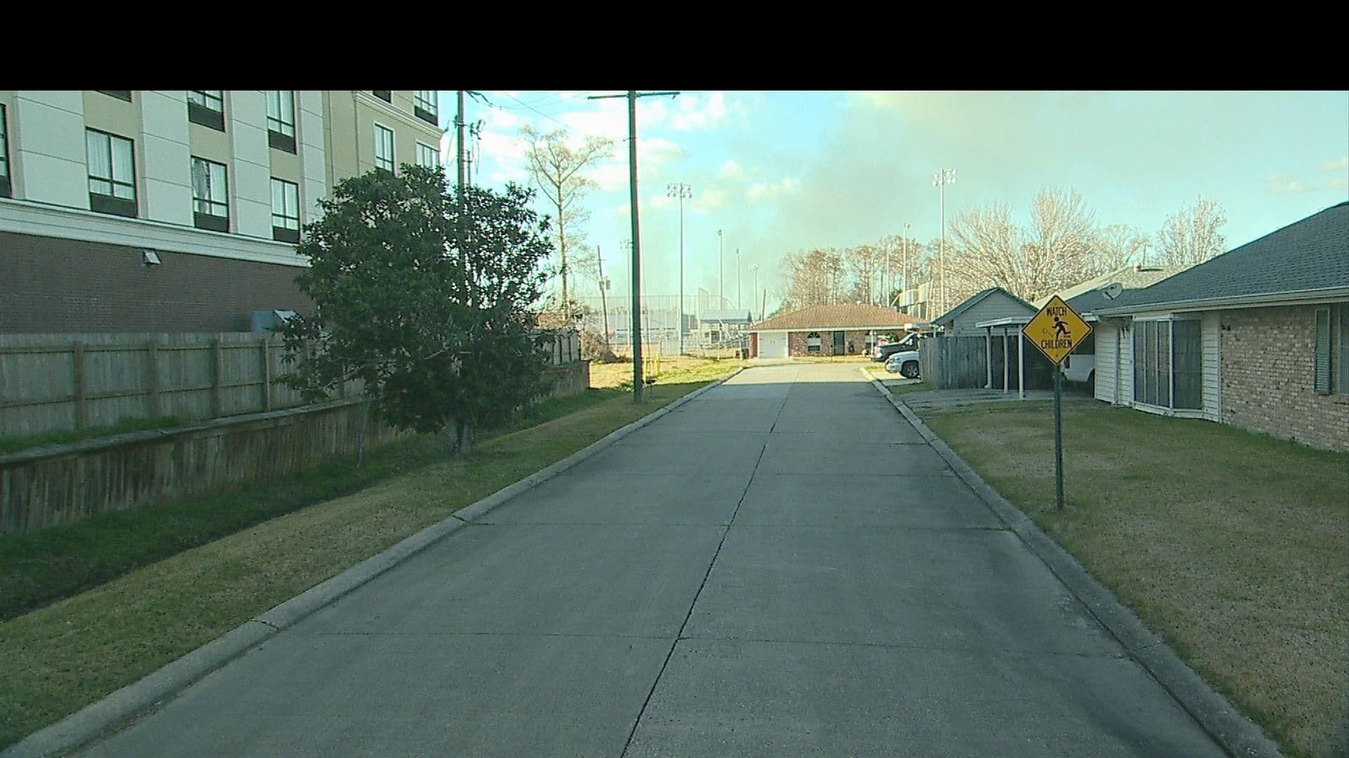 Street view near Holiday Inn Houma, Bayou Cane — © FF_local (CC BY-SA · Mapillary)
