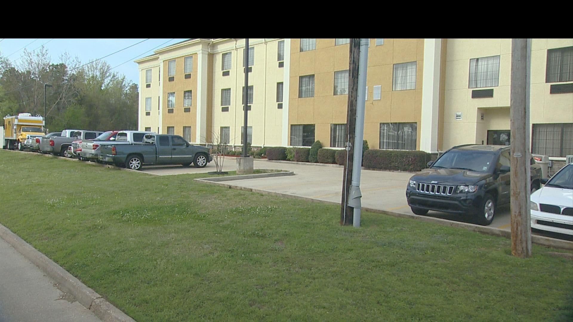 Street view near Comfort Suites Shreveport West I-20, Shreveport — © 2023WR (CC BY-SA · Mapillary)