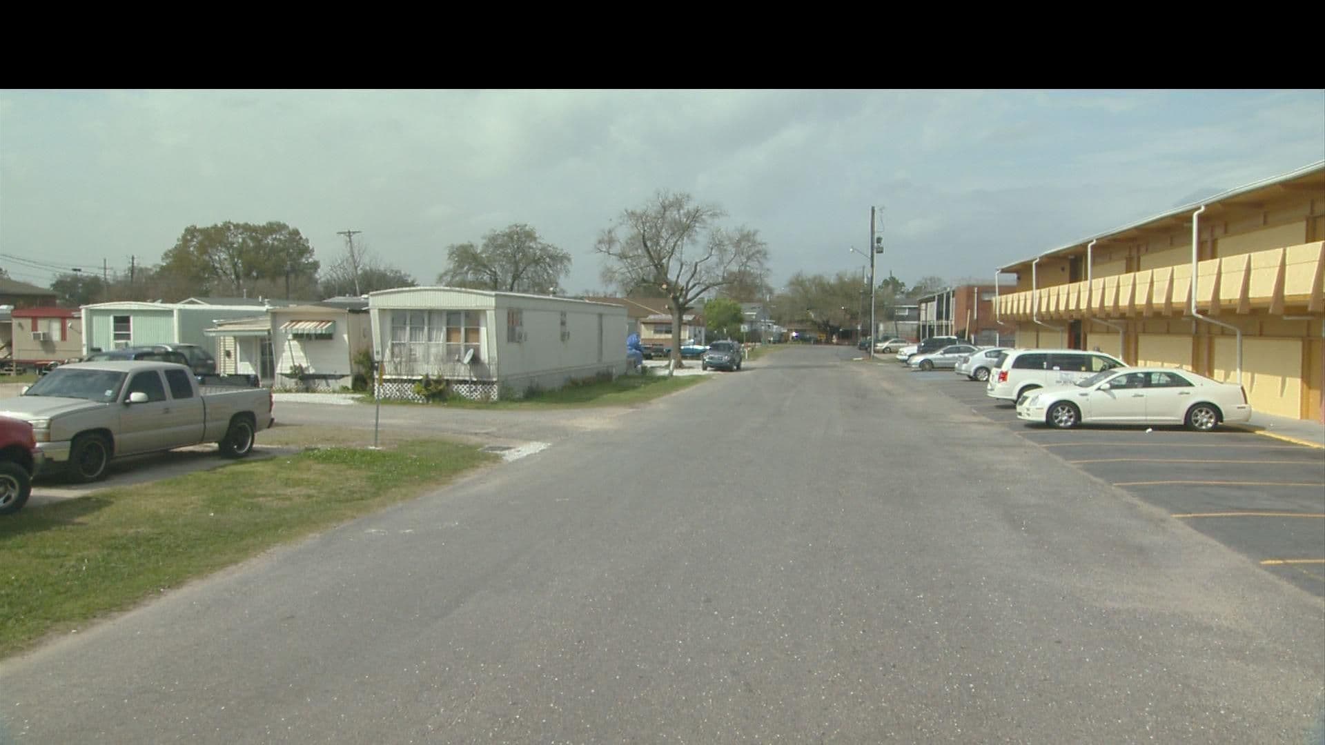 Street view near Rodeway Inn, River Ridge — © FF_Loc1 (CC BY-SA · Mapillary)