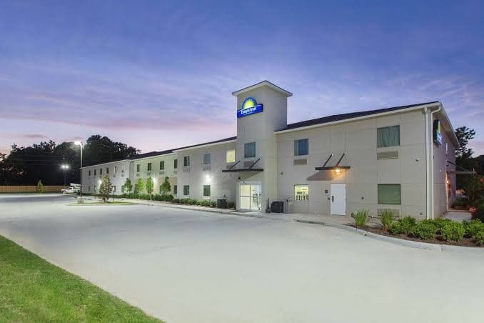 Days Inn by Wyndham Baton Rouge Airport, Hotel in Brownsfield