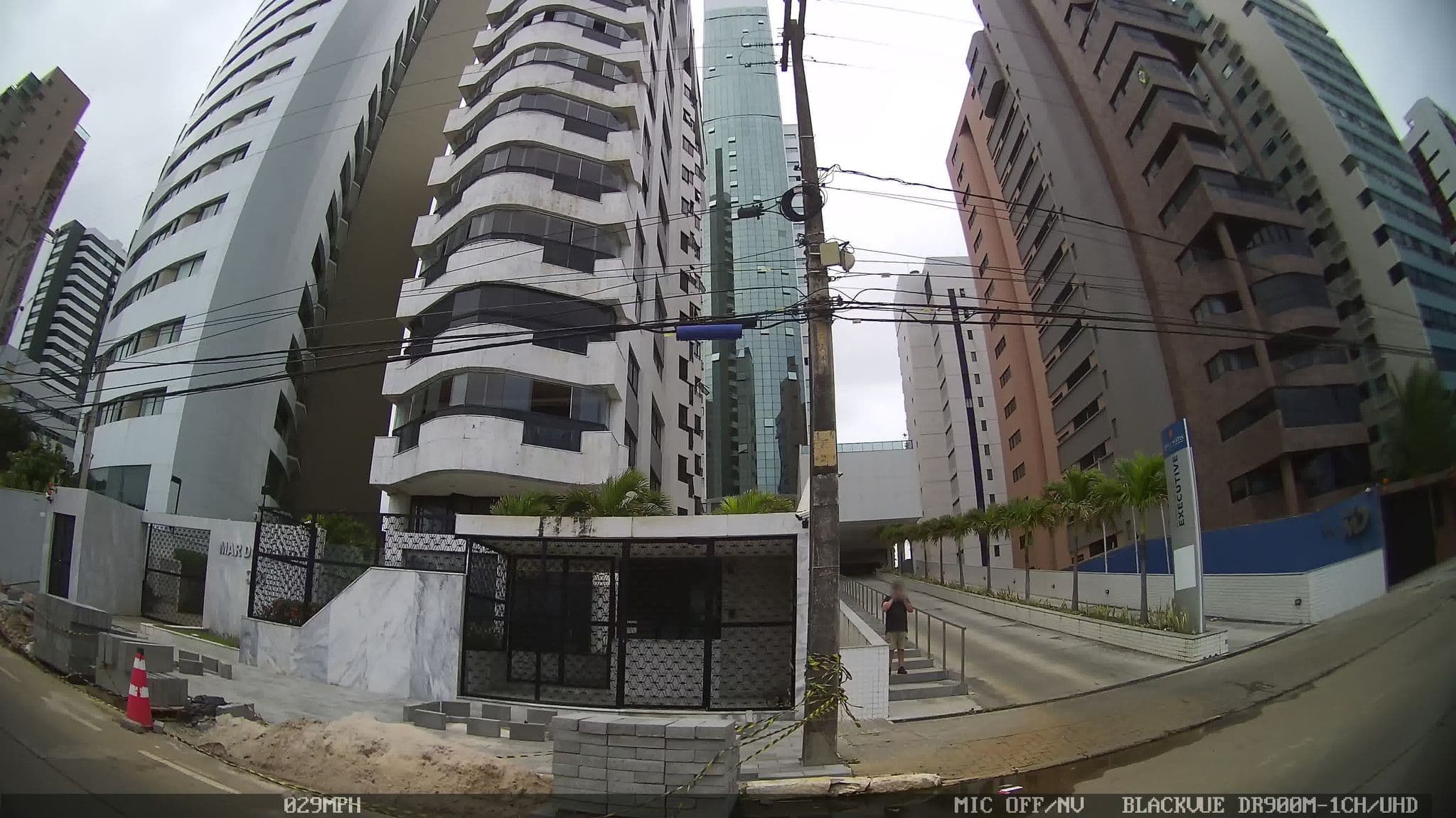 Street view near Nobile Suítes Executive, Recife — © kaart_4 (CC BY-SA · Mapillary)
