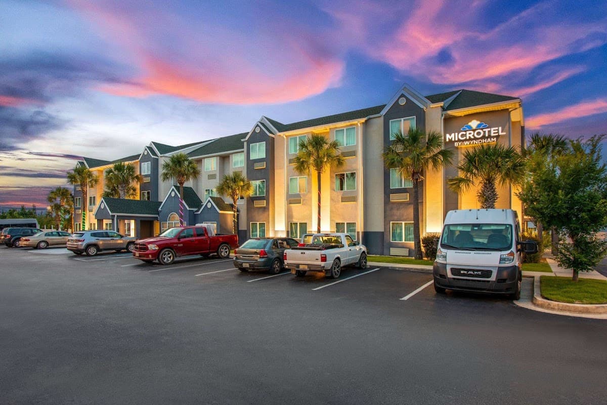 Microtel Inn & Suites by Wyndham Panama City, Hotel in Hiland Park