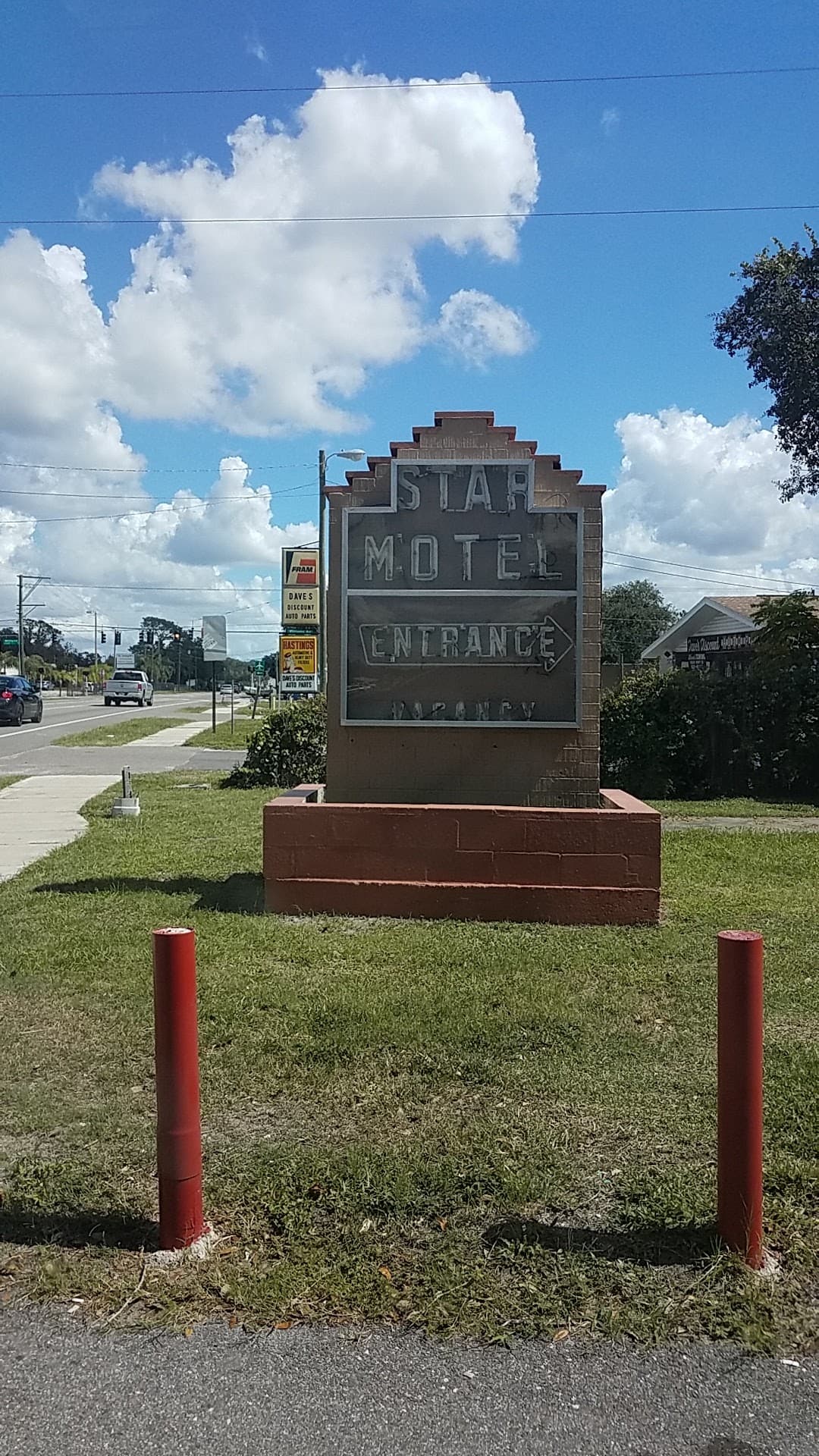 Star Motel, Motel in Mango