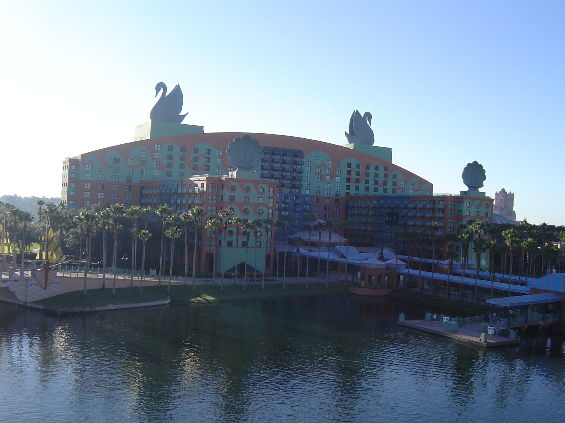 Walt Disney World Swan (via Wikimedia Commons, Public domain)