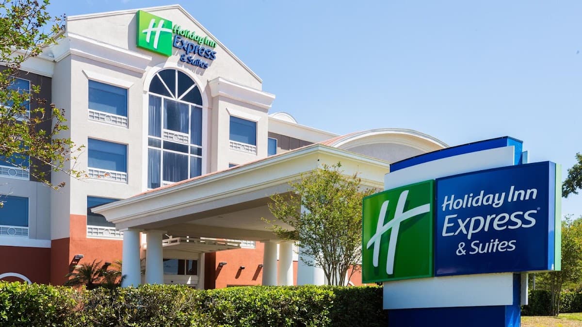 Holiday Inn Express & Suites Tampa-Fairgrounds-Casino, Hotel in East Lake-Orient Park