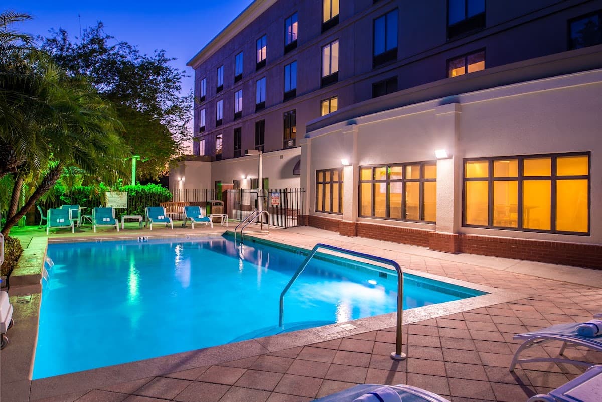 Holiday Inn Express & Suites Tampa-Anderson Rd/Veterans Exp, Hotel in Egypt Lake-Leto