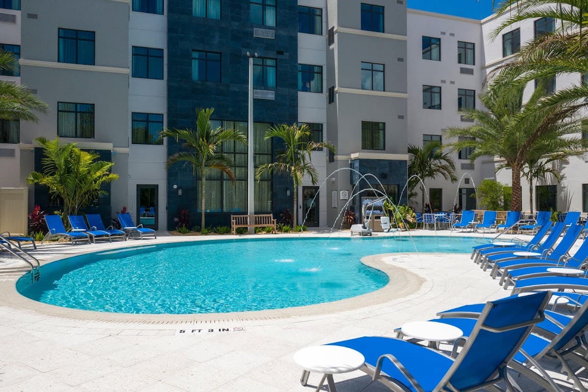 Staybridge Suites Naples - Marco Island, Hotel in Lely Resort