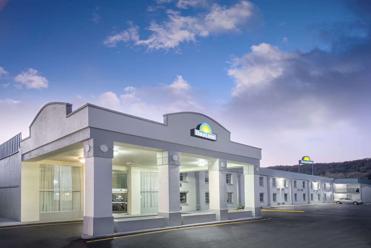 Days Inn by Wyndham Roanoke Near I-81, Hotel in Hollins