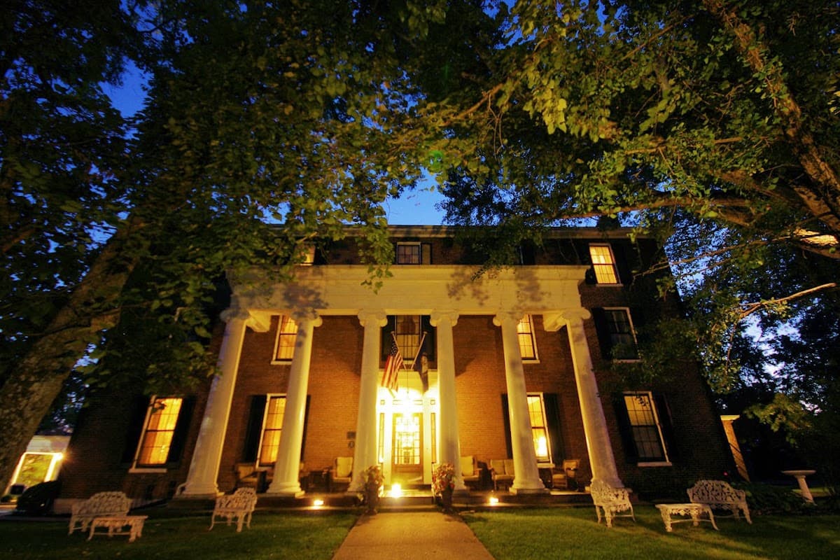 Beaumont Inn, Hotel in Harrodsburg
