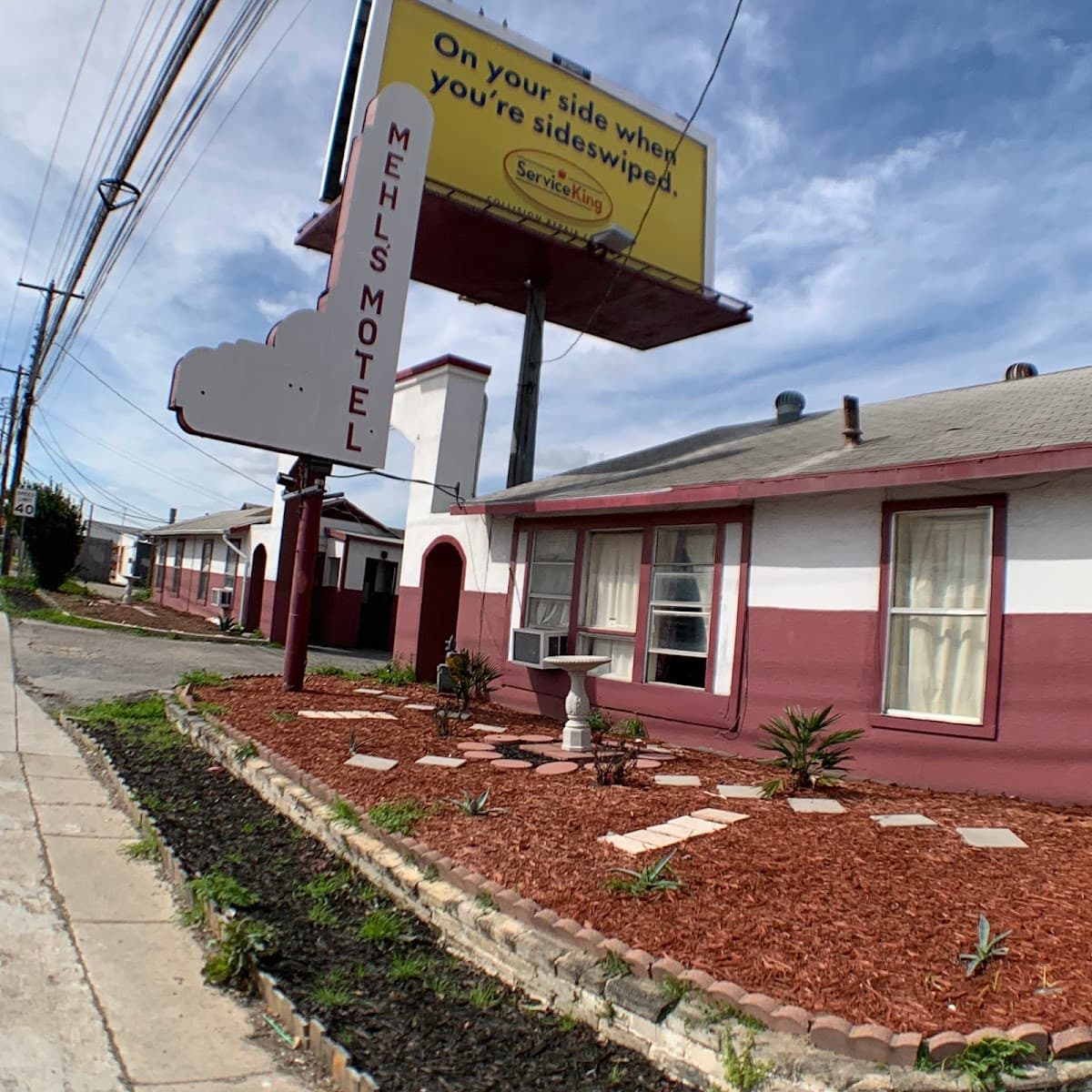 Mehl's Motel, Hotel in University of Texas