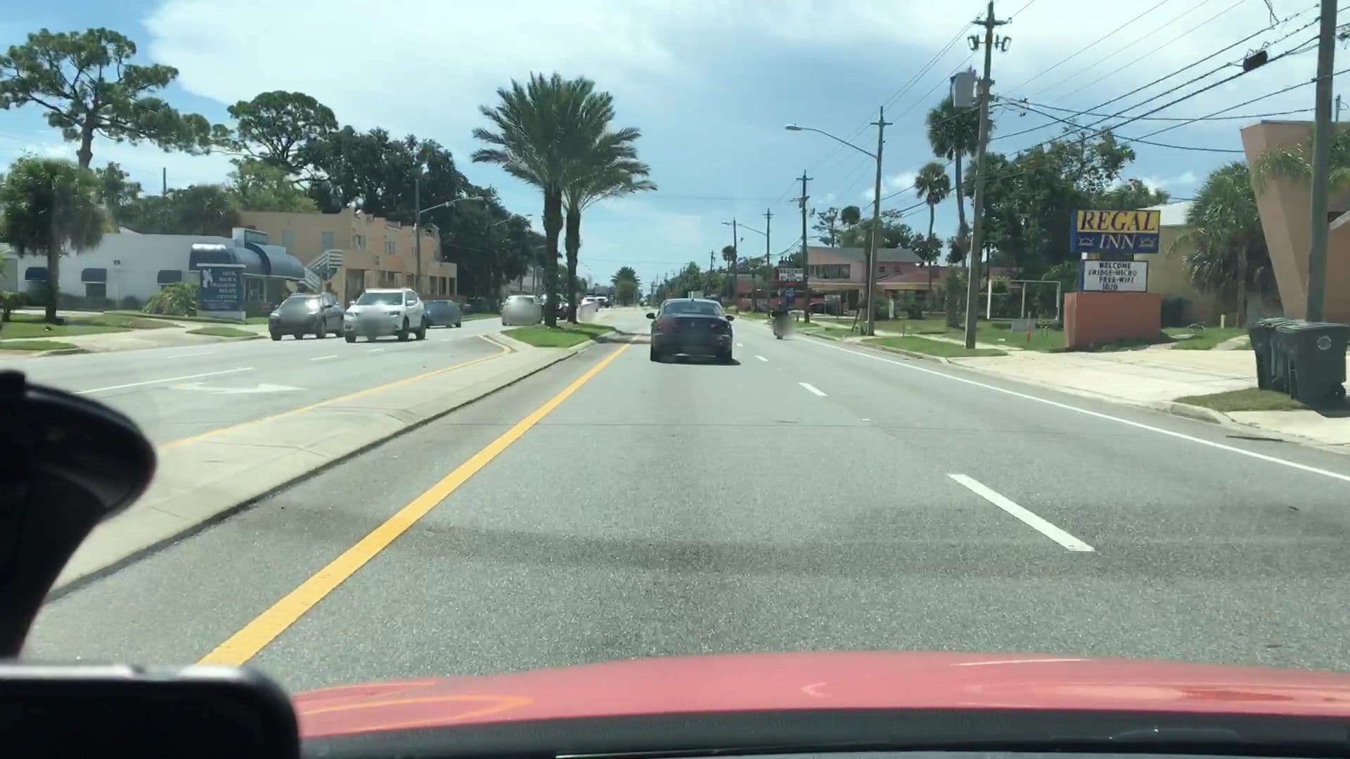 Street view near Crosspoint Inn, Daytona Beach — © lvl5 (CC BY-SA · Mapillary)