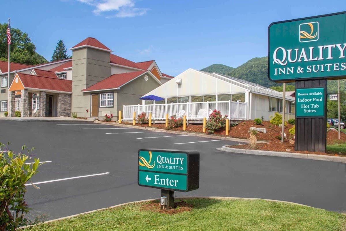 Quality Inn & Suites Maggie Valley - Cherokee Area, Hotel in Maggie Valley