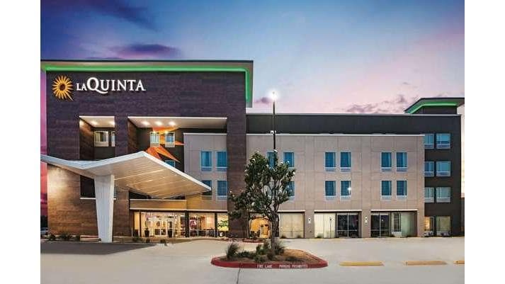 La Quinta Inn & Suites McAllen La Plaza Mall, Hotel in McAllen
