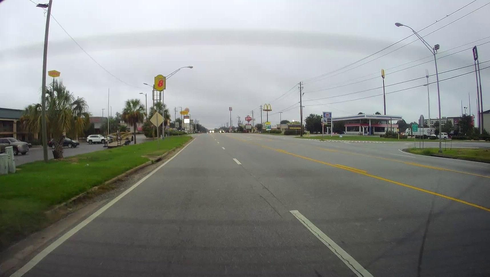 Street view near Super 8, Warner Robins — © lordsutch (CC BY-SA · Mapillary)