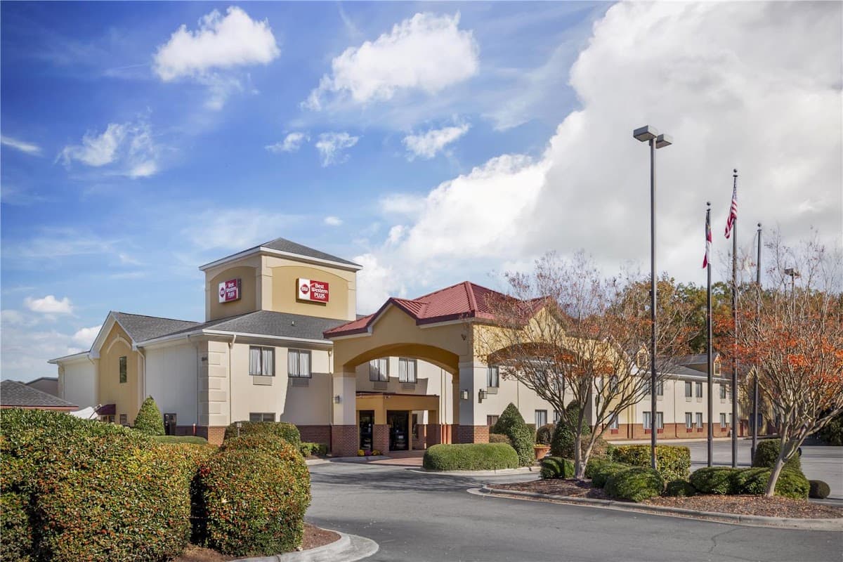 Best Western Plus Suites-Greenville, Hotel in Greenville