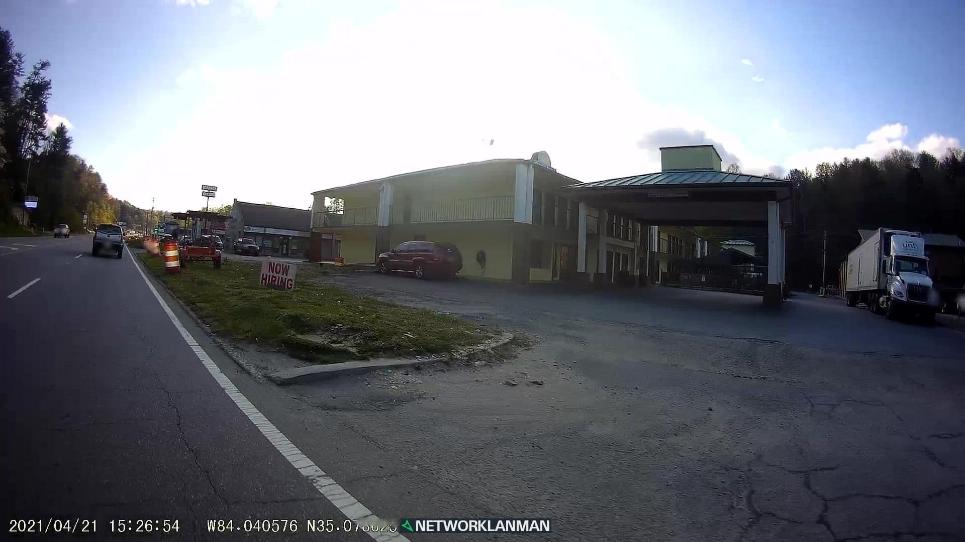 Street view near Days Inn by Wyndham Murphy, Young Harris — © networklanman (CC BY-SA · Mapillary)