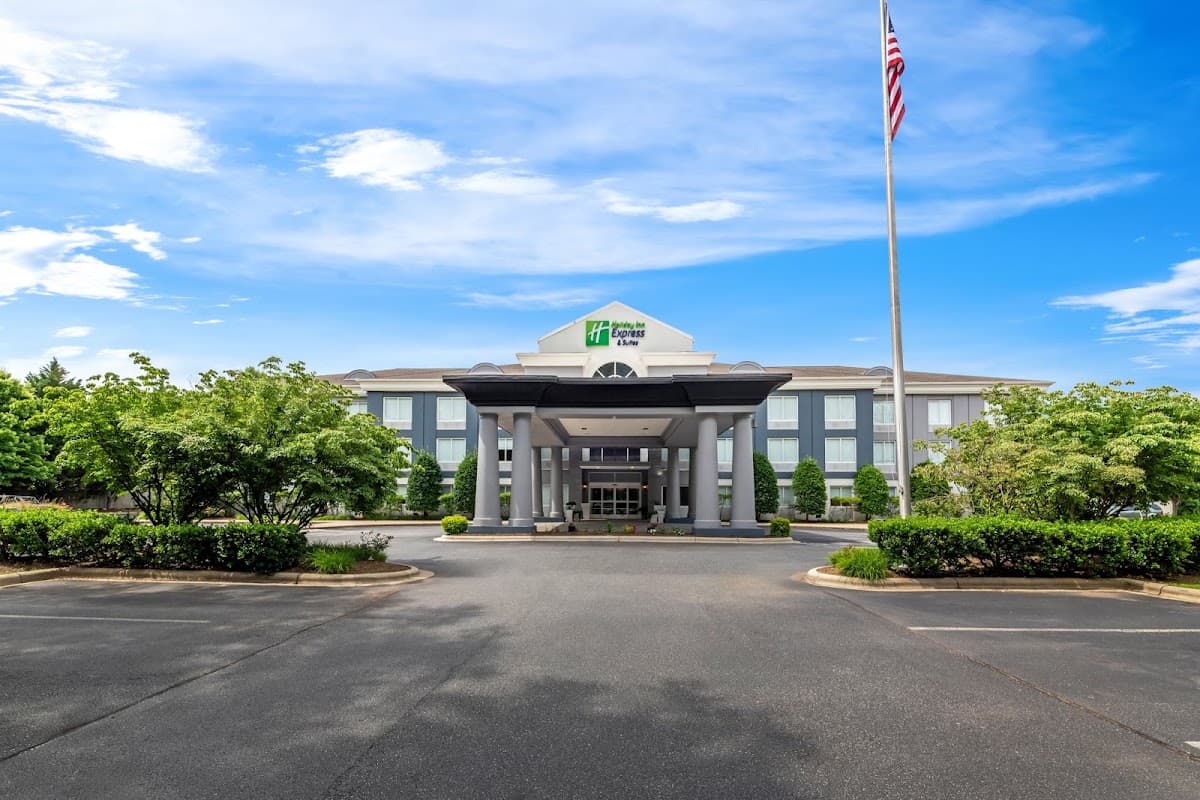 Holiday Inn Express & Suites Sylva - Western Carolina Area, Hotel in Sylva