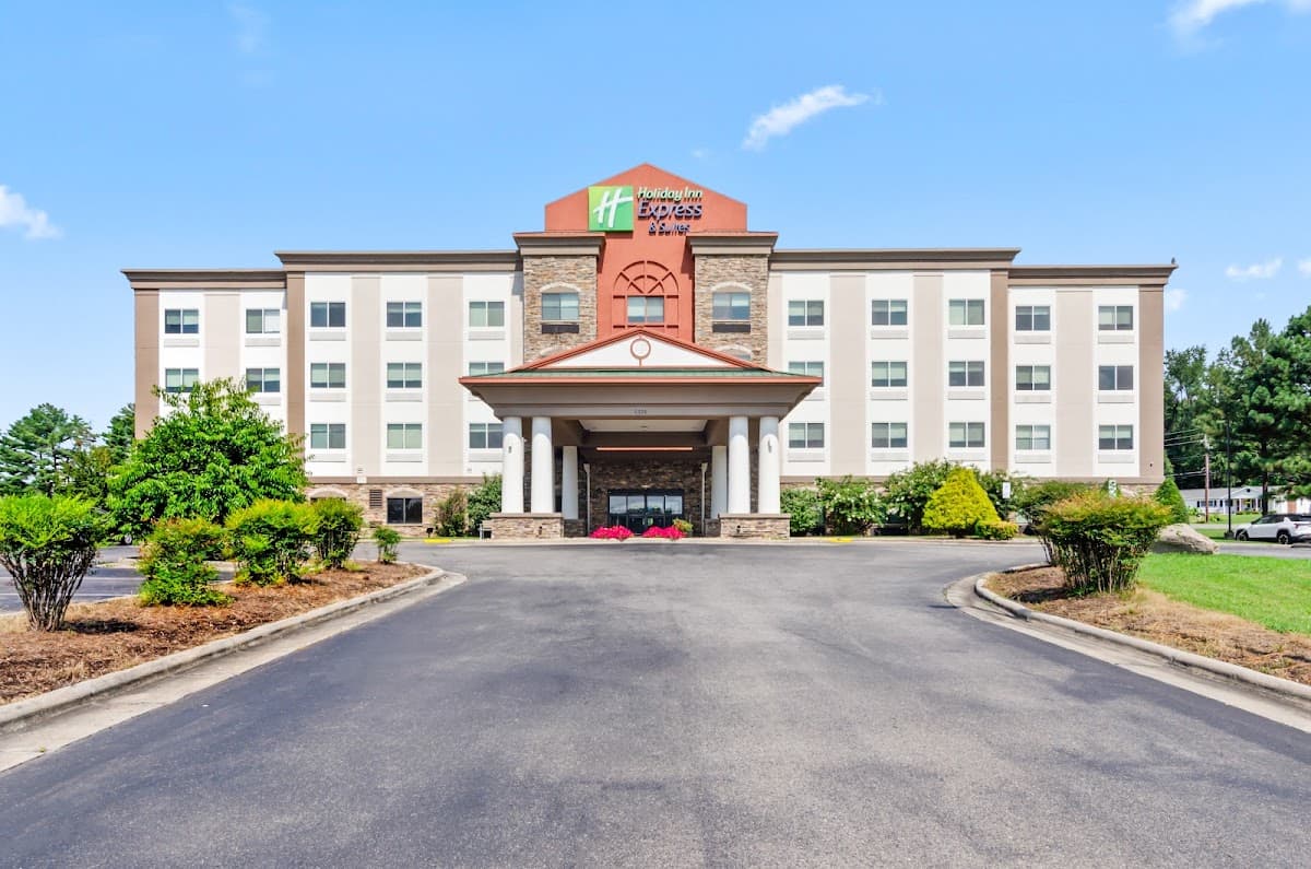Holiday Inn Express & Suites Mount Airy, Hotel in Toast