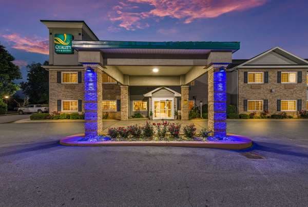Quality Inn & Suites Hendersonville - Flat Rock, Hotel in East Flat Rock