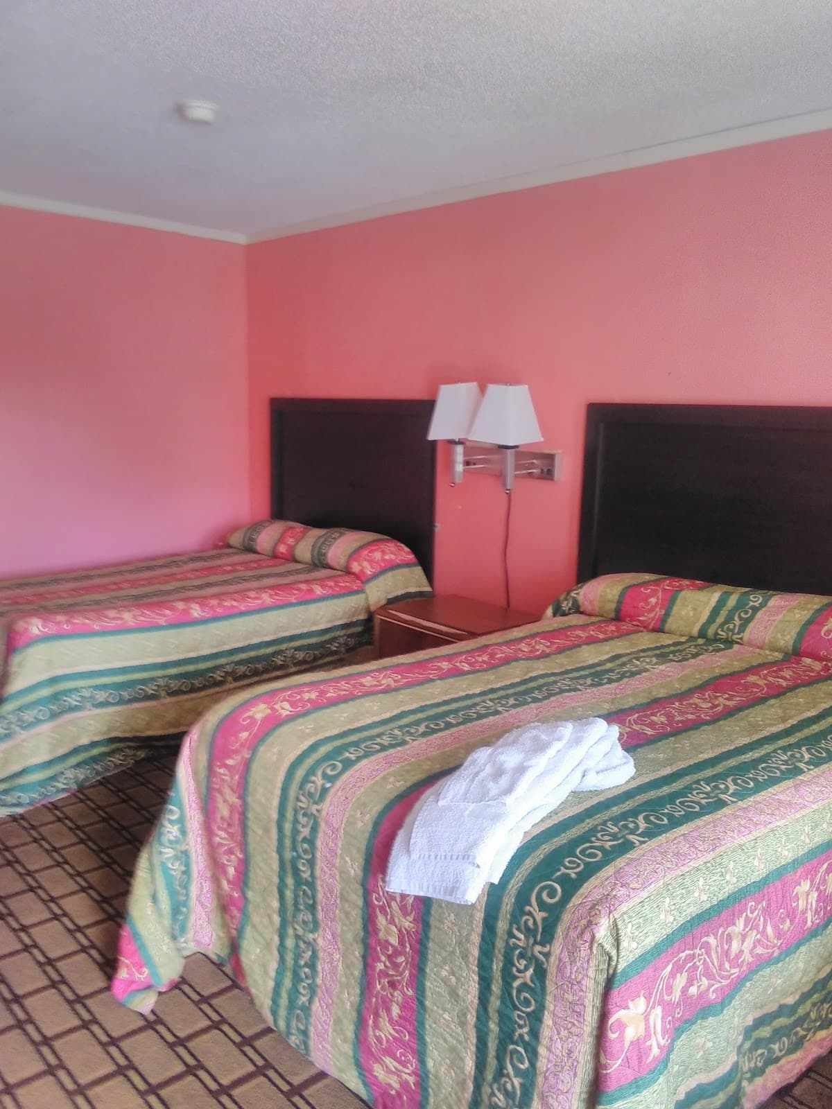 Queen Elizabeth Motel, Motel in Elizabeth City
