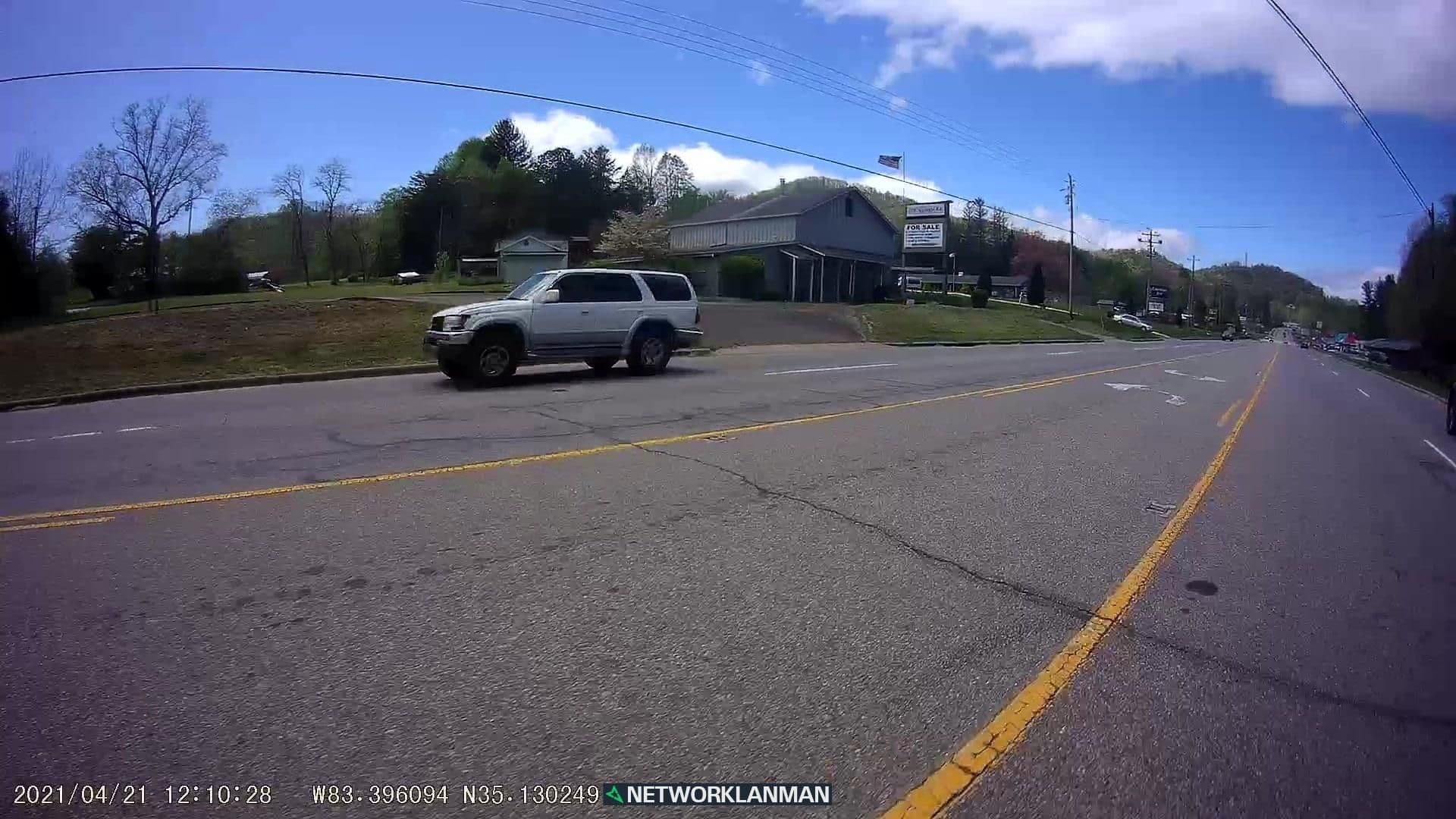 Street view near Relax Inn, Cullowhee — © networklanman (CC BY-SA · Mapillary)