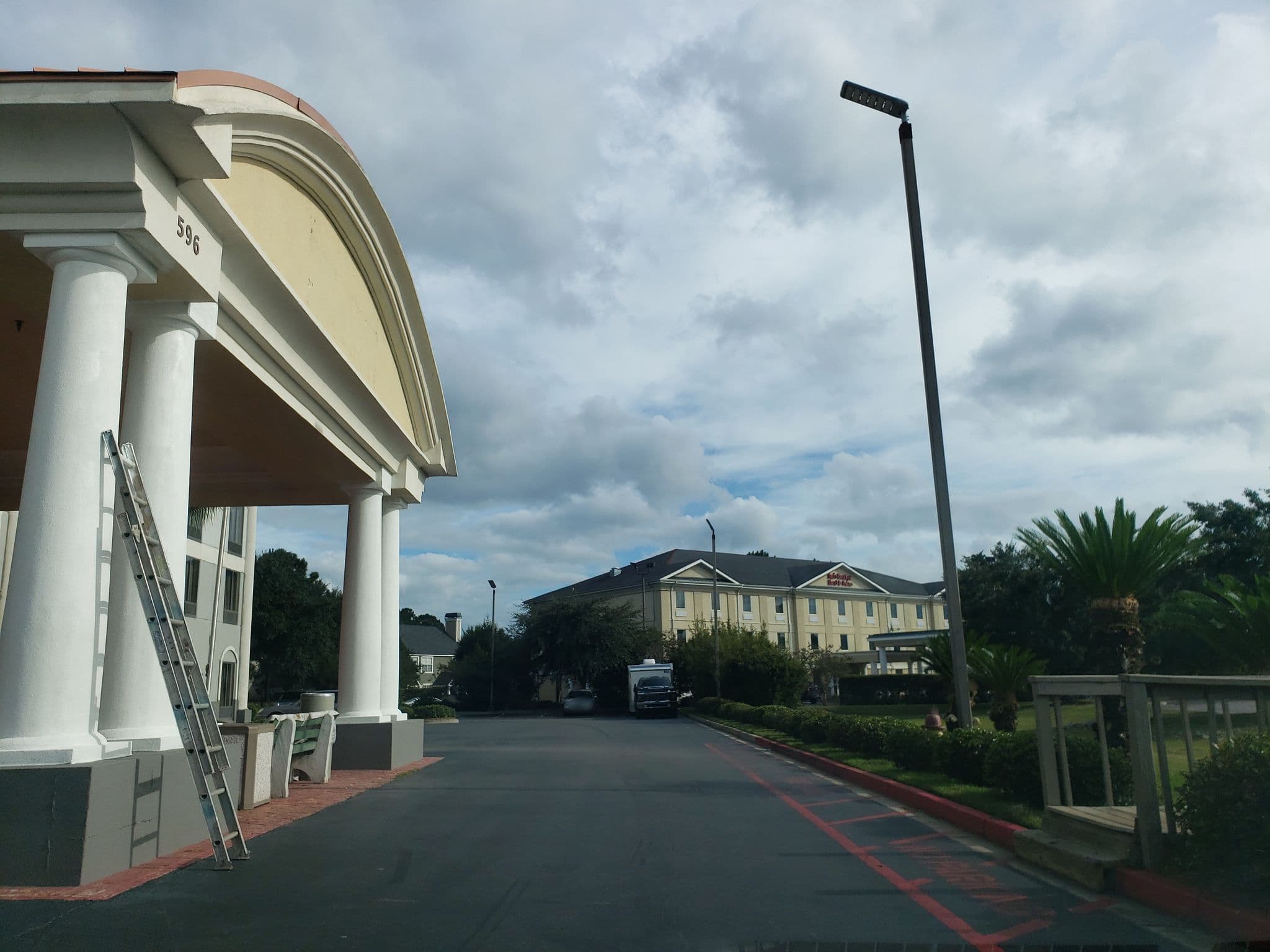 Street view near Comfort Suites Gateway, Pooler — © davegis (CC BY-SA · Mapillary)