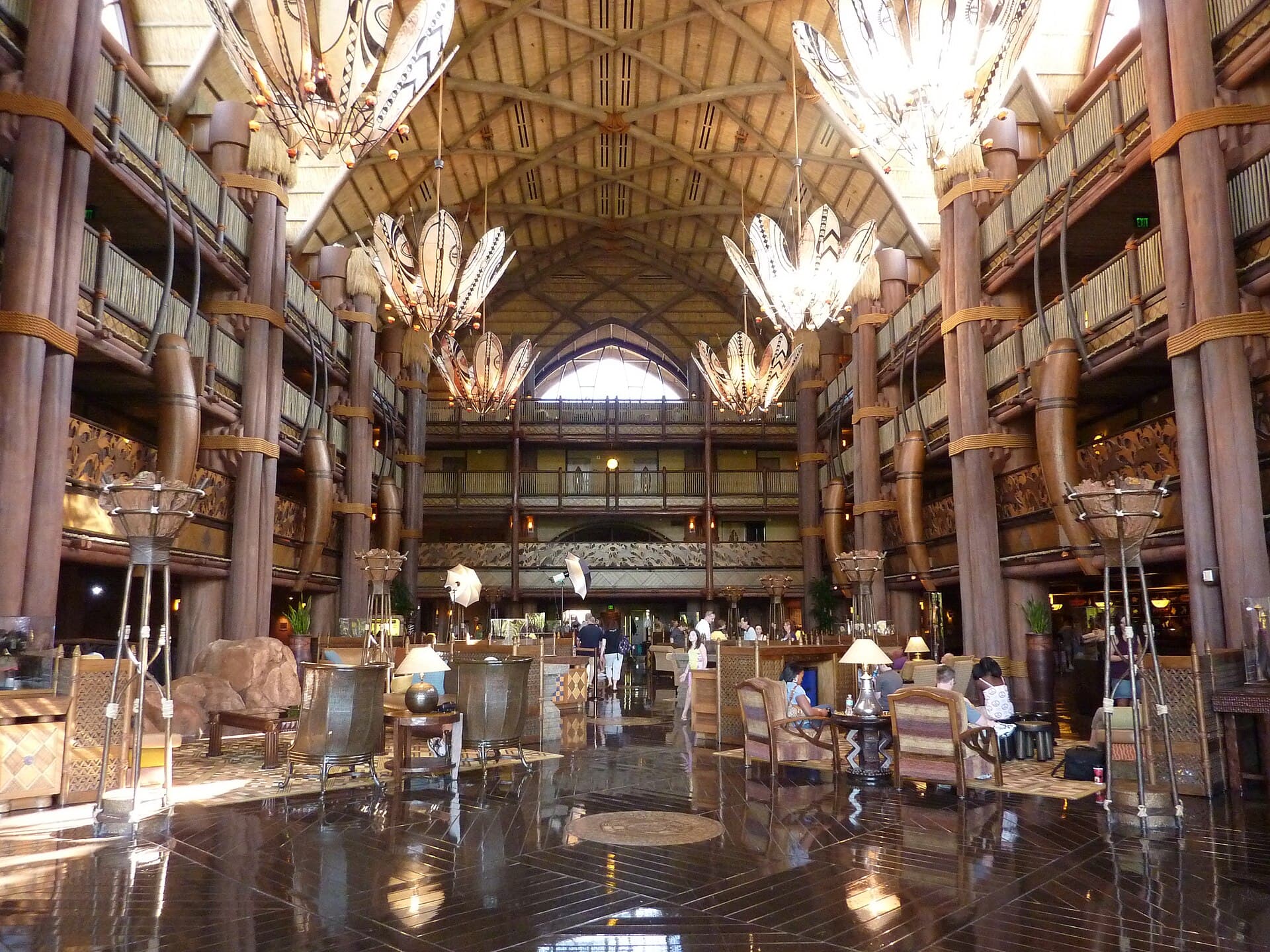 Disney's Animal Kingdom Lodge-Jambo House (via Wikimedia Commons, CC BY-SA 3.0)