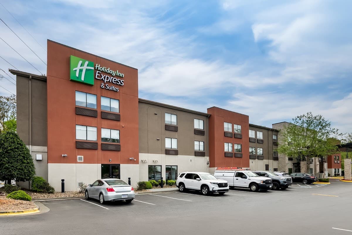 Holiday Inn Express & Suites Raleigh NE - Medical Center Area, Hotel in Raleigh
