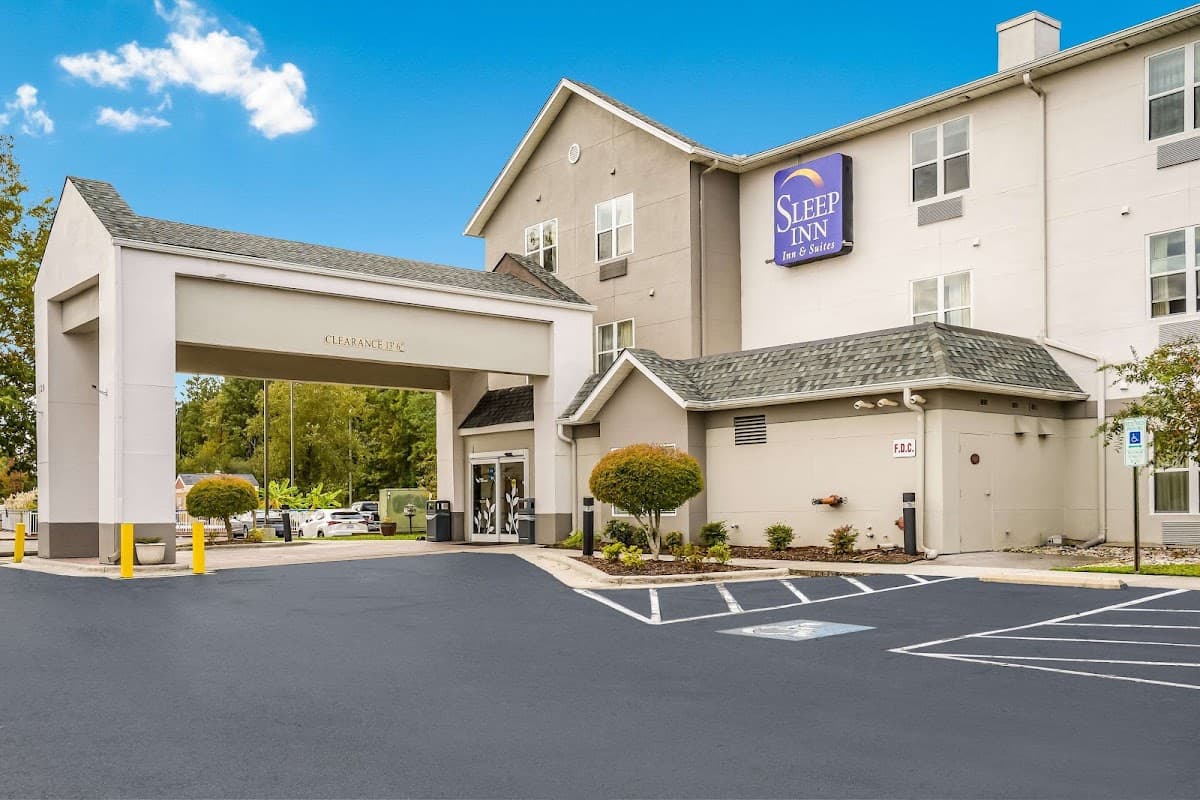 Sleep Inn & Suites Jacksonville Near Camp Lejeune, Hotel in Pumpkin Center