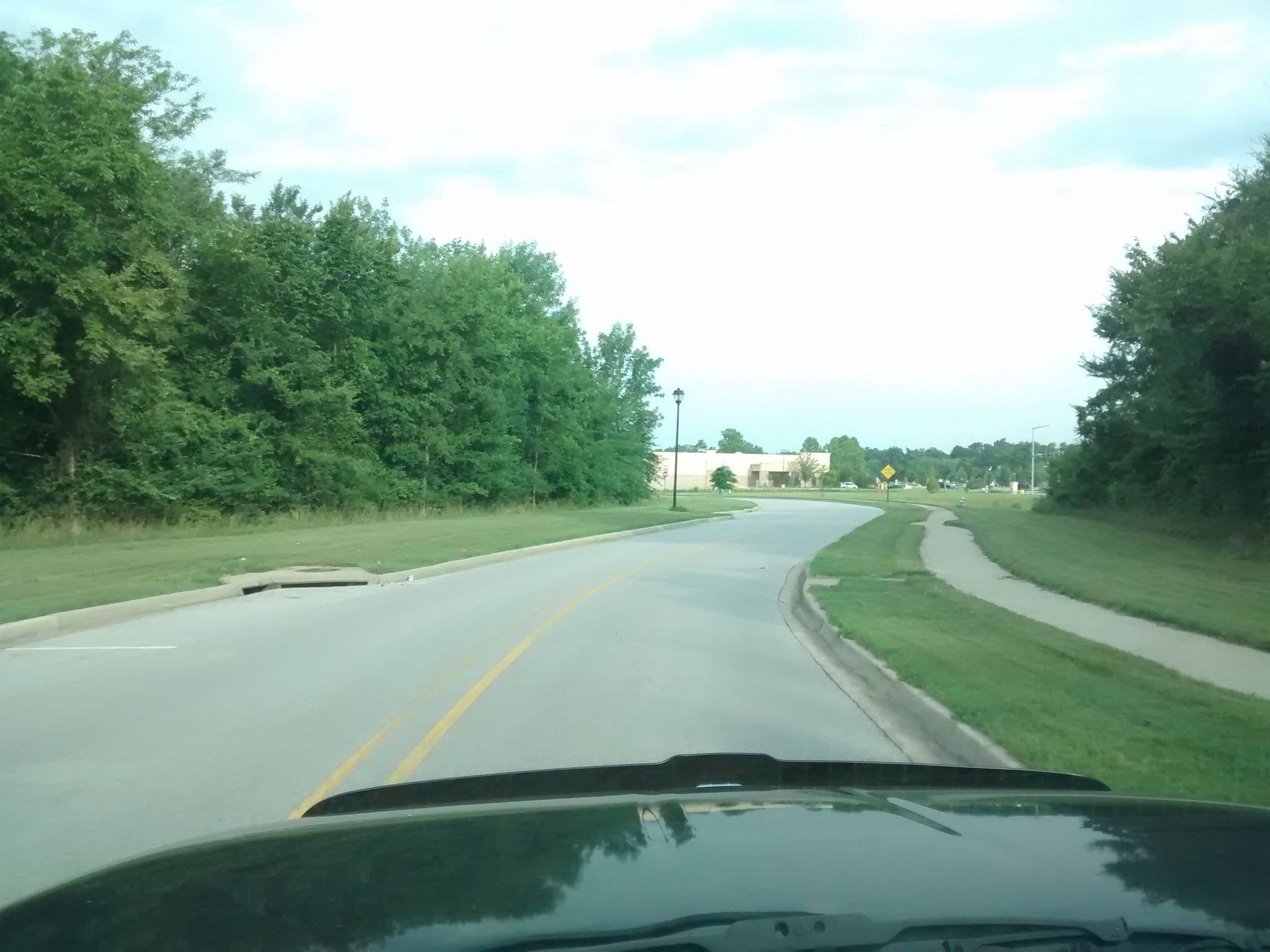 Street view near avid Hotel, Johnson — © worfrb (CC BY-SA · Mapillary)
