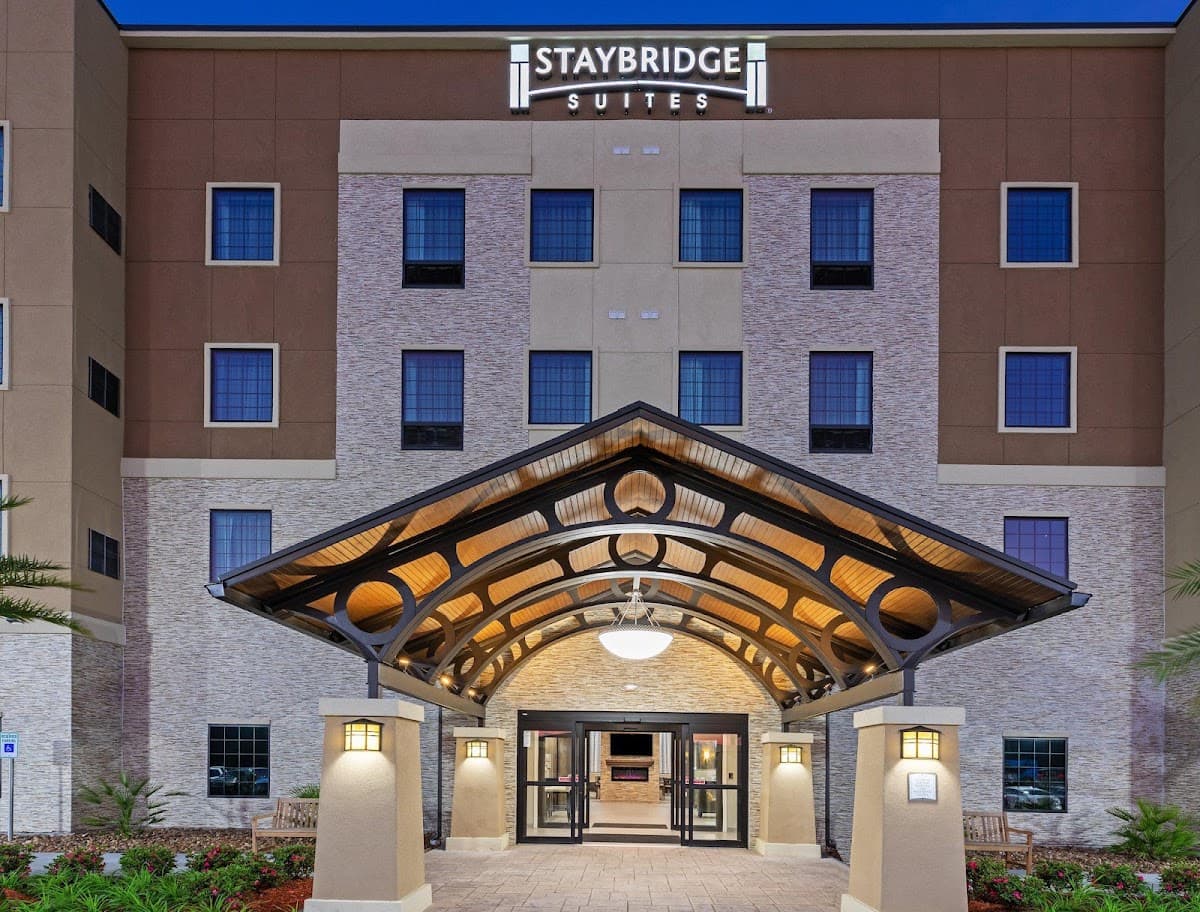 Staybridge Suites IAH Airport East, Hotel in Humble