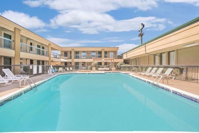 Park Inn by Radisson, Hotel in Attalla