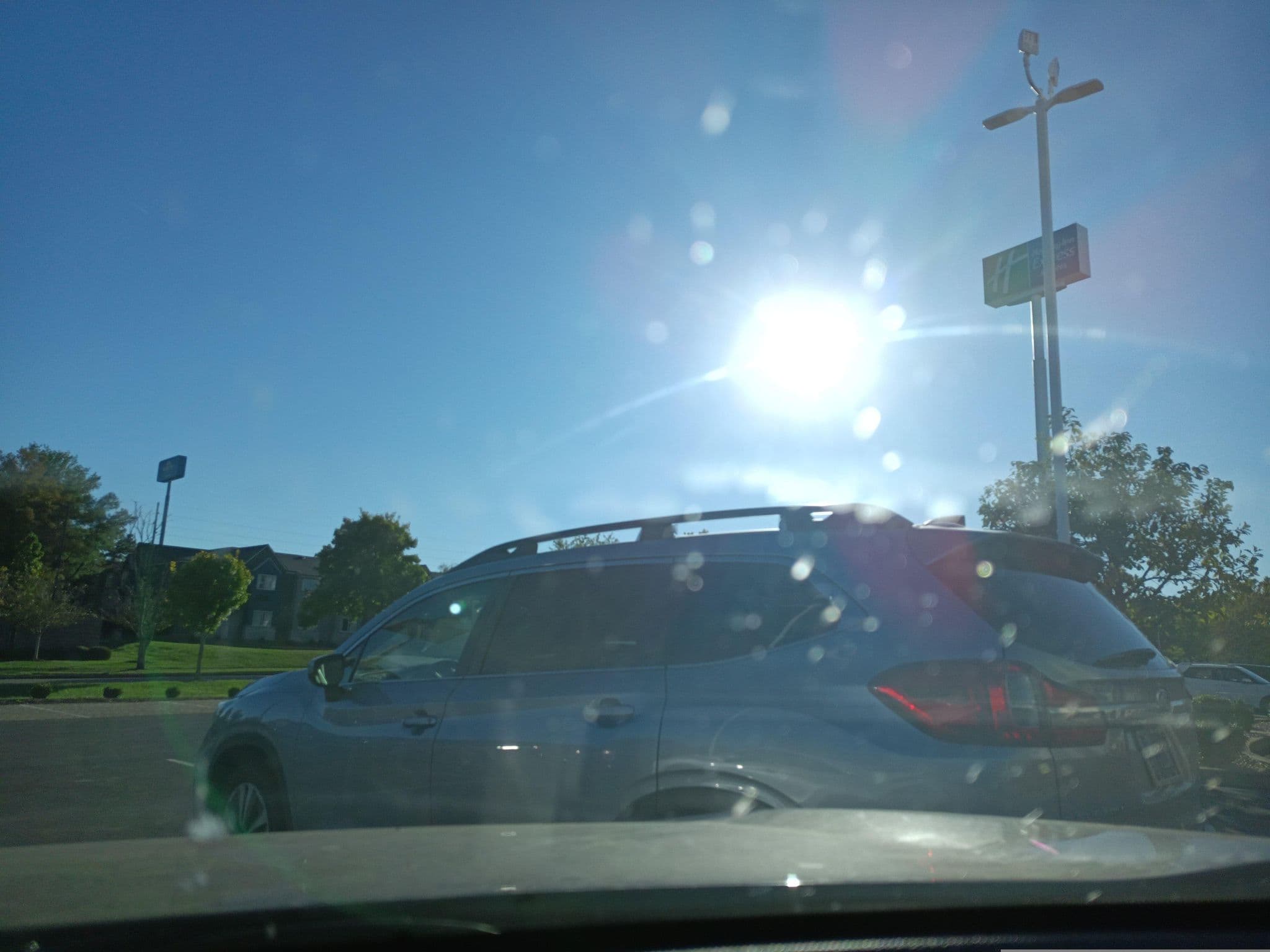 Street view near Holiday Inn Express, Lexington-Fayette — © apmwa (CC BY-SA · Mapillary)