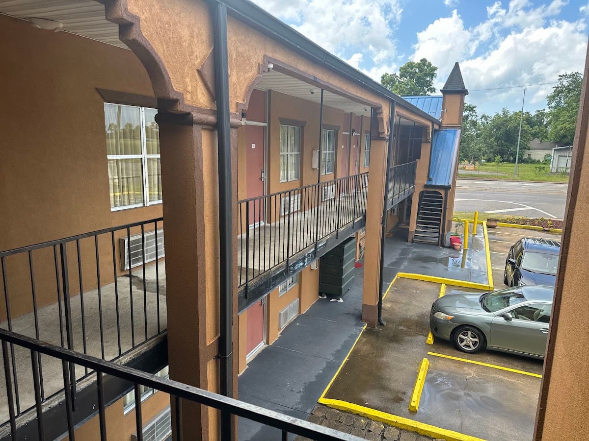 Relax Inn, Hotel in Irondale