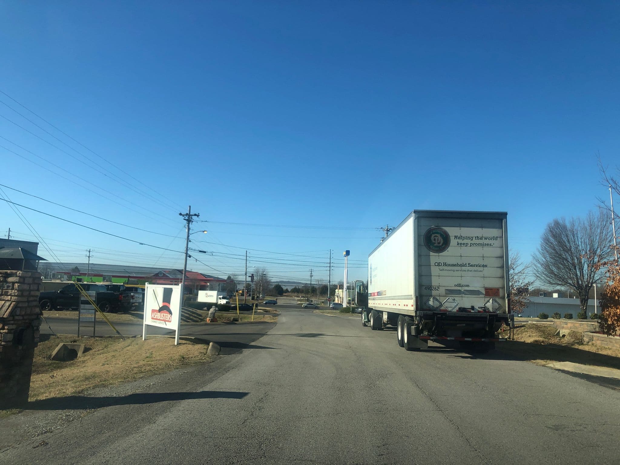Street view near Deerfield Inn & Suites, La Vergne — © jamauljackson (CC BY-SA · Mapillary)